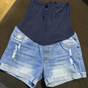 S.O.N.G Maternity shorts (L)